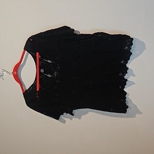 Torrid black lace floral crop top size 1x 14/16